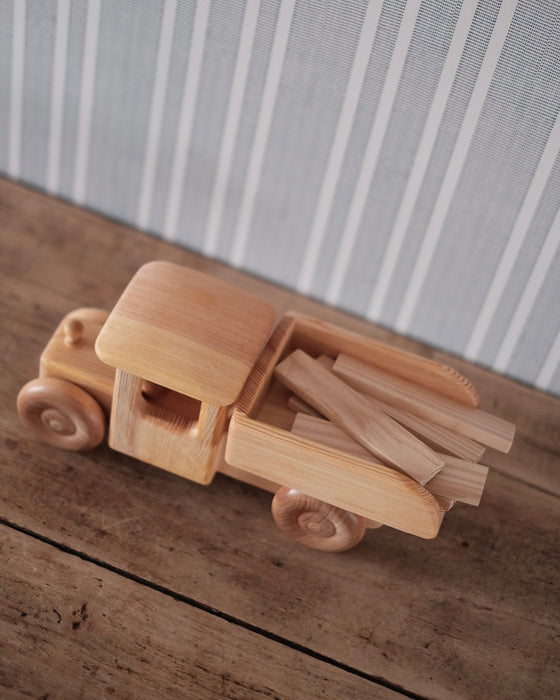 Camion benne en bois